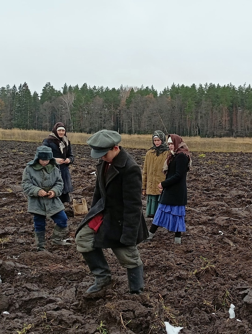 Лучшее порно видео с молодыми потаскухами из деревни