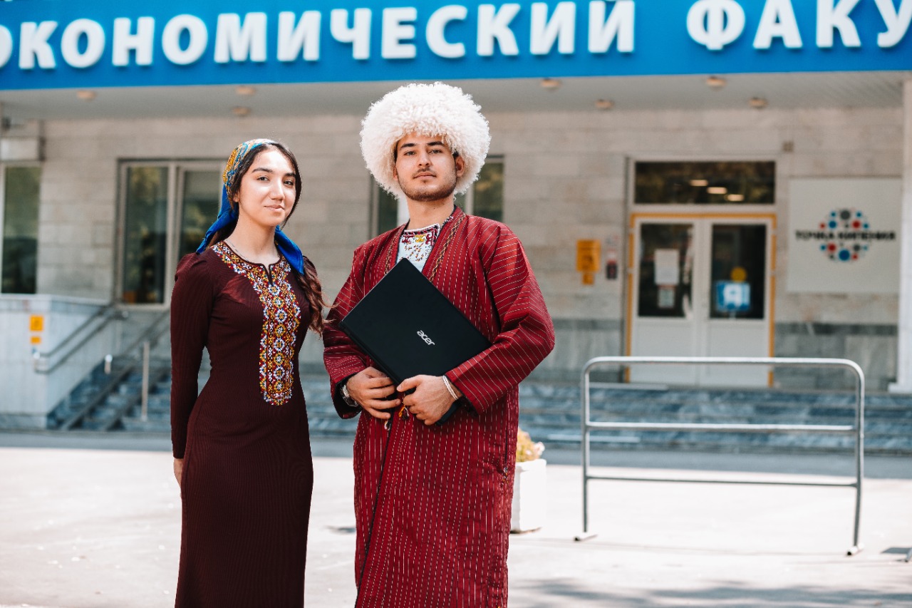 Студенты Туркменистана, Узбекистана, Таджикистана, Кыргызстана о родном вузе