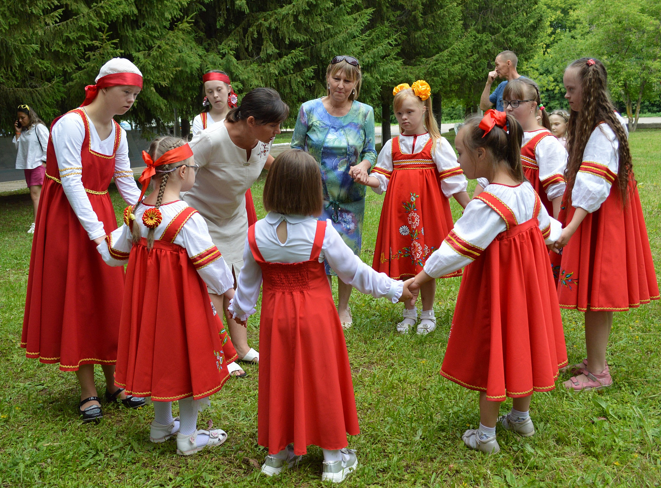 ЦЕНТР НАРОДНОГО ТВОРЧЕСТВА | Единый день фольклора в поселке Новые Лапсары