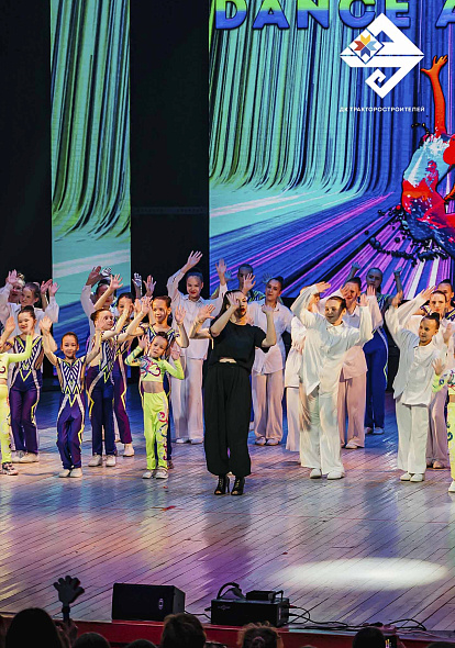 ДК ТРАКТОРОСТРОИТЕЛЕЙ | «Энергия победы» от студии «Dance Aerobic»