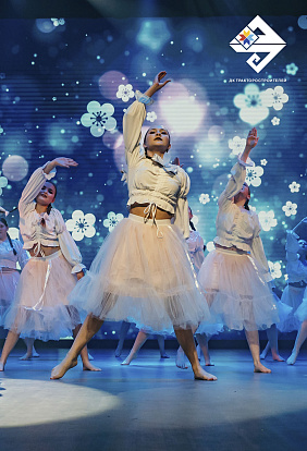 ДК ТРАКТОРОСТРОИТЕЛЕЙ | Состоялся праздничный концерт, посвящённый Дню матери