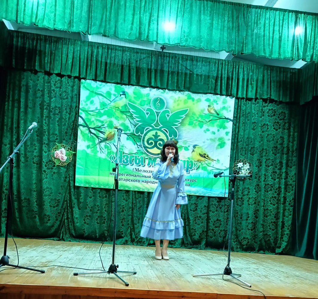 Солистка Трехбалтаевского ЦСДК Татьяна Долгова стала лауреатом второй степени межрегионального фестиваля-конкурса.