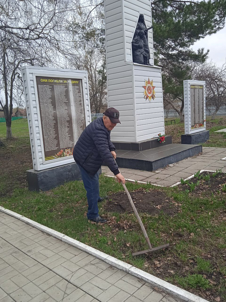 Волонтеры культуры дали старт акции «Всероссийский день заботы о памятниках истории и культуры».