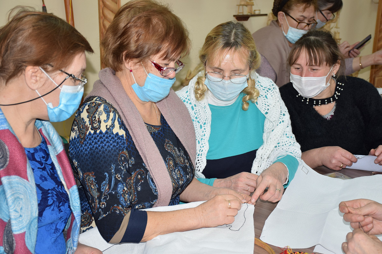 ЦЕНТР НАРОДНОГО ТВОРЧЕСТВА │Состоялся семинар-практикум по традиционной чувашской вышивке