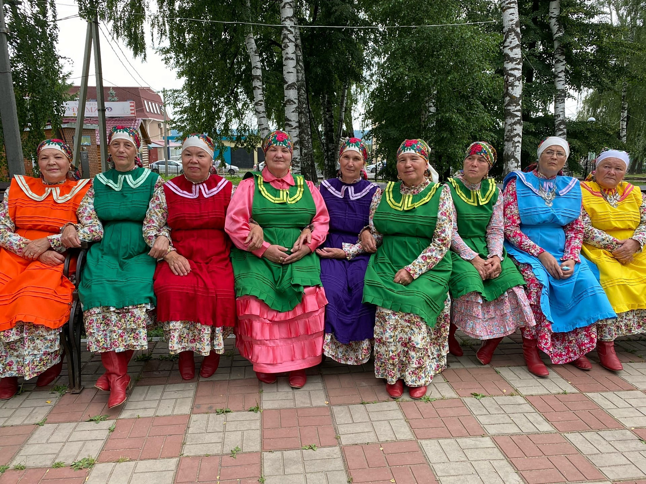 ЦЕНТР НАРОДНОГО ТВОРЧЕСТВА | В Комсомольском районе состоялся фестиваль обрядов и традиций «Несĕлсен сăвапĕ» (Связь поколений)