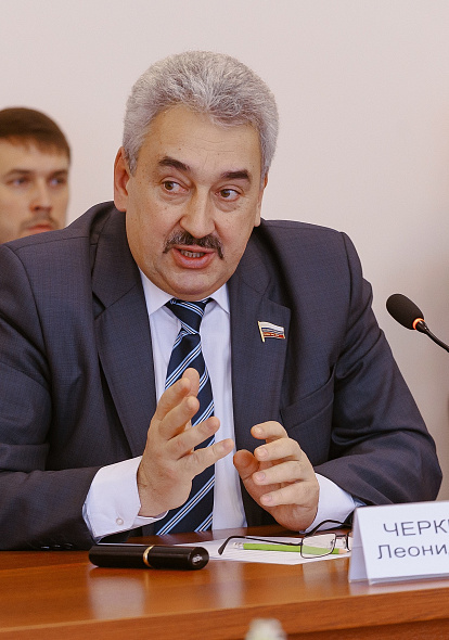 ДОМ ДРУЖБЫ НАРОДОВ Комментарий председателя Совета Ассамблеи народов Чувашии Леонида Черкесова к отчетно-выборному собранию организации