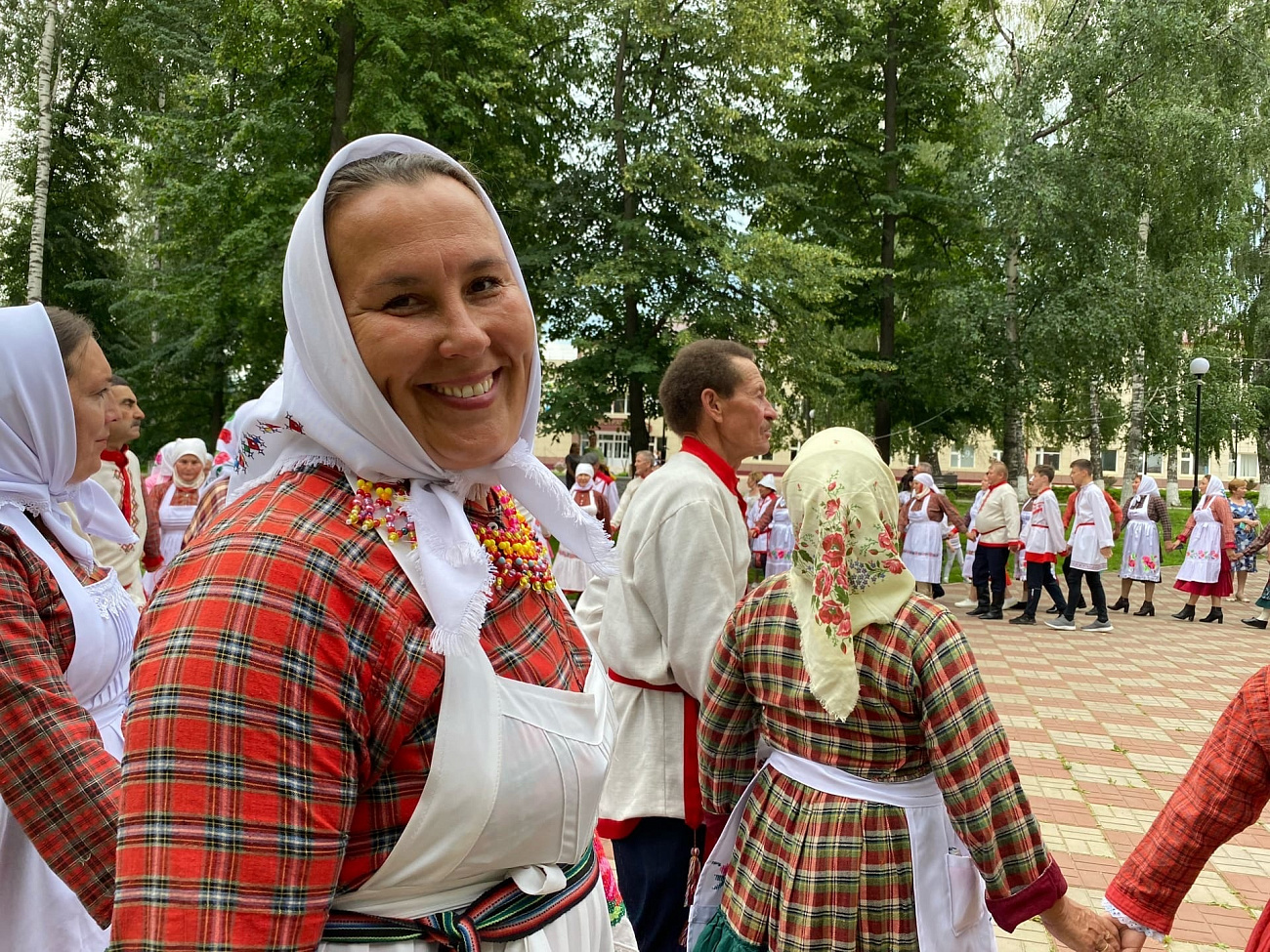 ЦЕНТР НАРОДНОГО ТВОРЧЕСТВА | В Комсомольском районе состоялся фестиваль обрядов и традиций «Несĕлсен сăвапĕ» (Связь поколений)