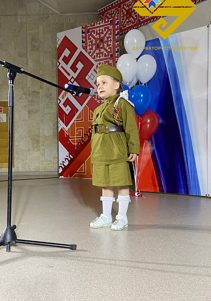 ДК ТРАКТОРОСТРОИТЕЛЕЙ | КОНКУРС ЧТЕЦОВ "ПОБЕДНЫЙ МАЙ"